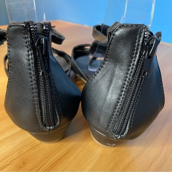 Apt 9 strappy braided flat sandal black size 9 vegan leather - Picture 5 of 7